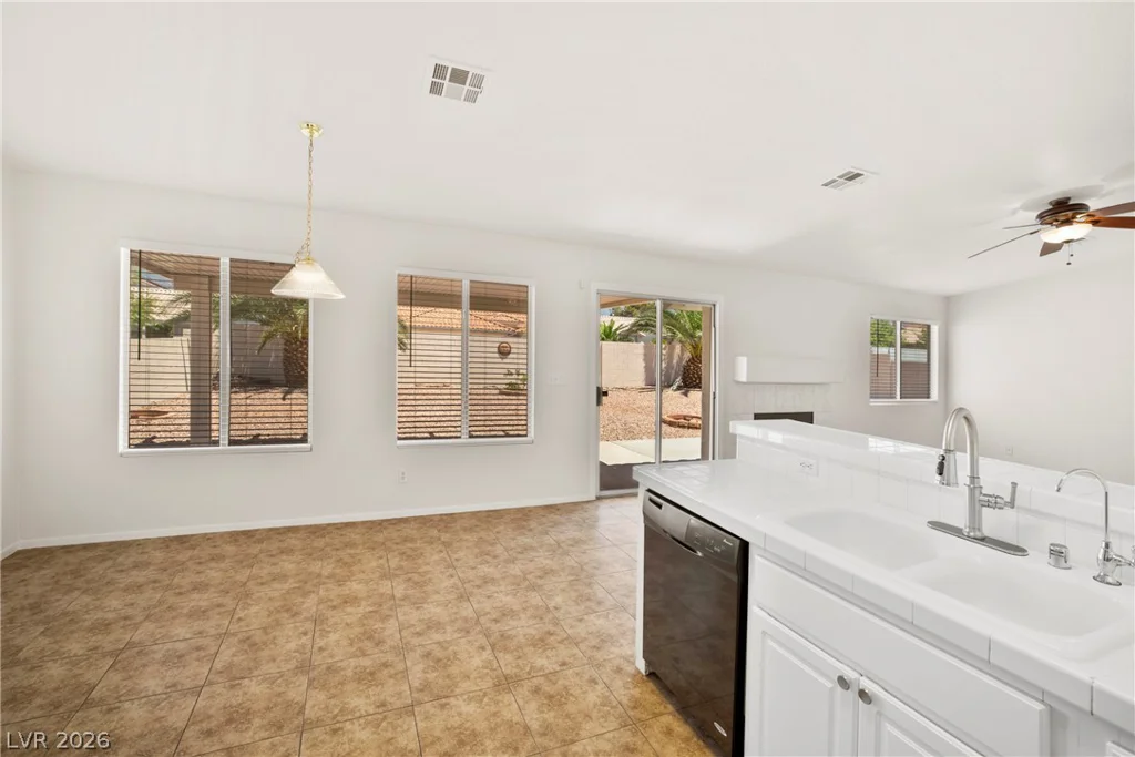 528 Don Tomas, Henderson, NV 89015