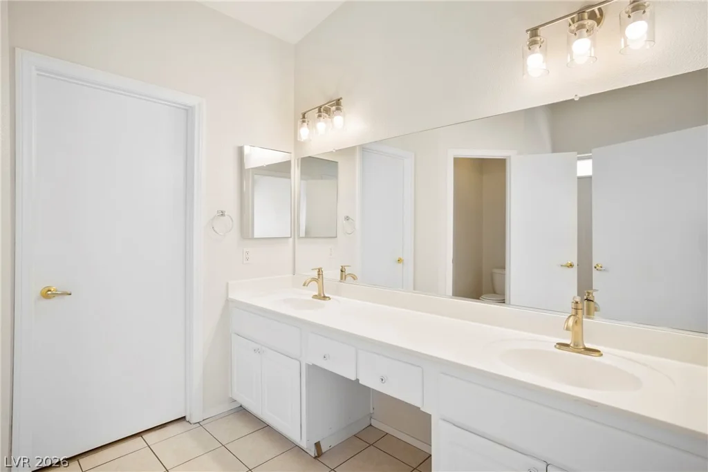 528 Don Tomas, Henderson, NV 89015