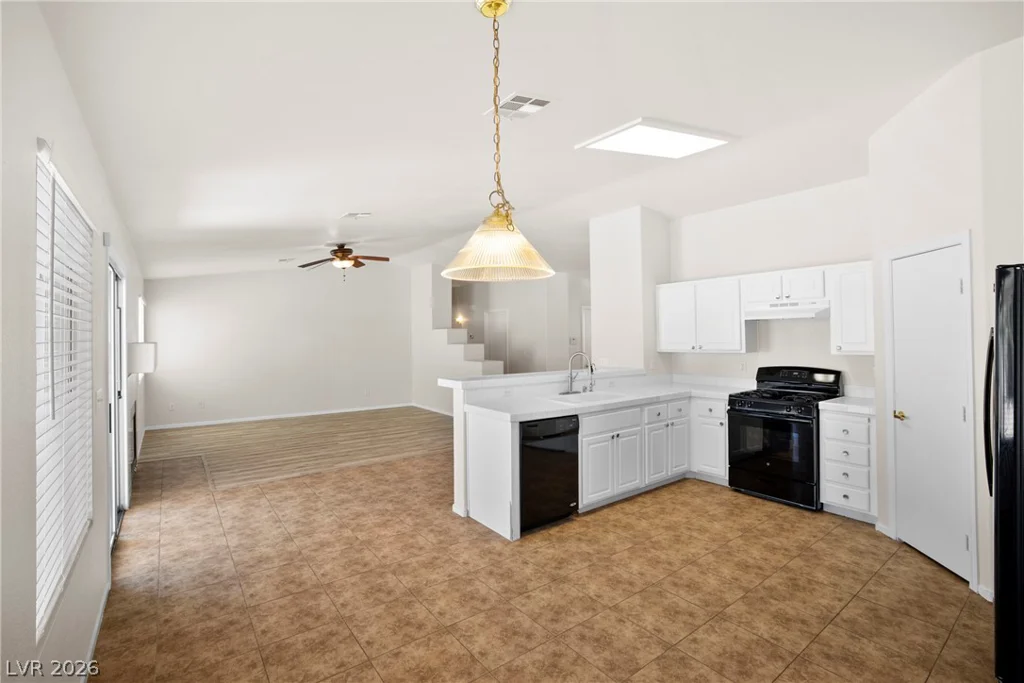 528 Don Tomas, Henderson, NV 89015
