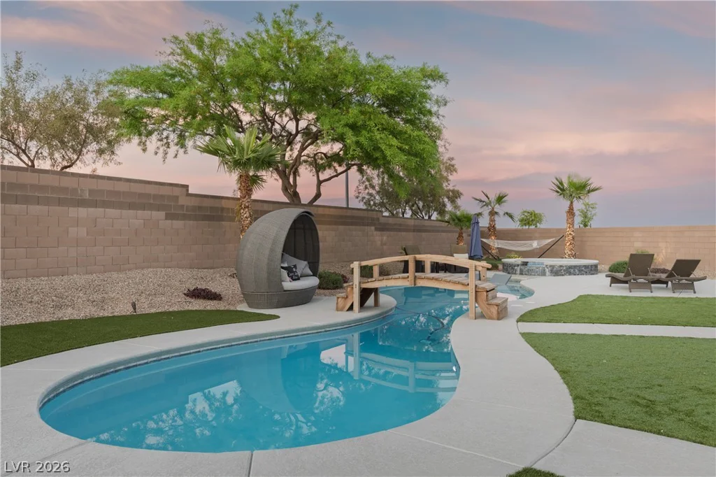 9918 Mountain Foothills, Las Vegas, NV 89149