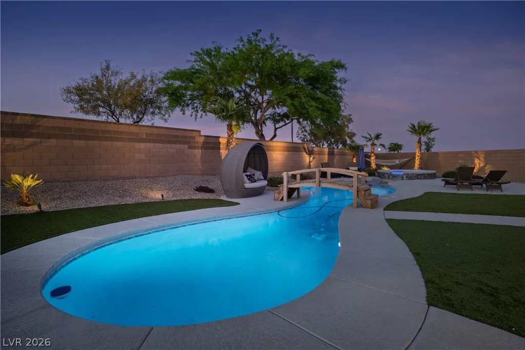 9918 Mountain Foothills, Las Vegas, NV 89149