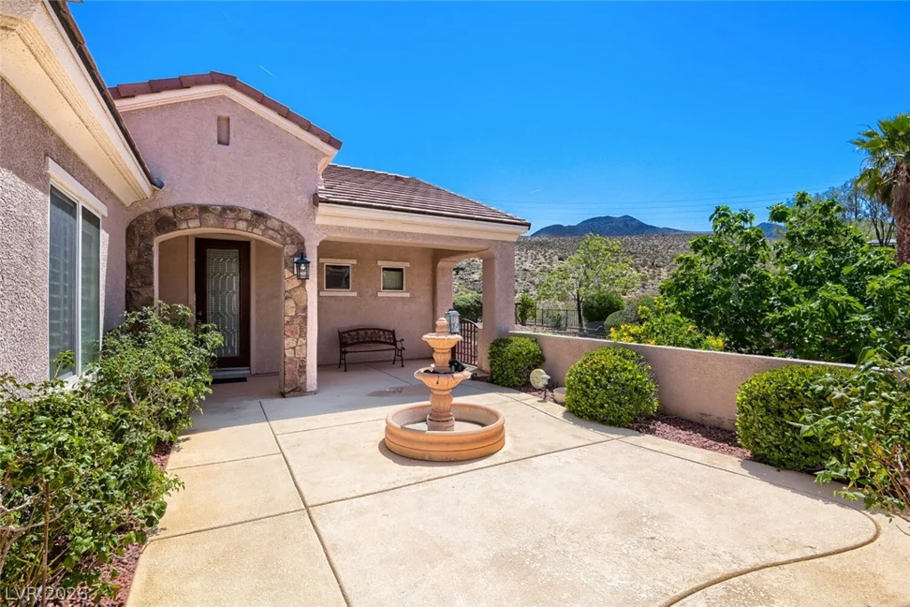 2090 Gunnison, Henderson, NV 89044
