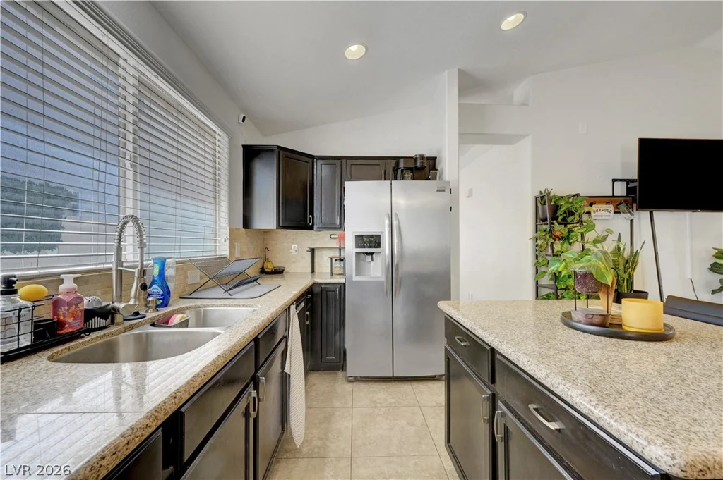 8840 Ackerman, Las Vegas, NV 89143