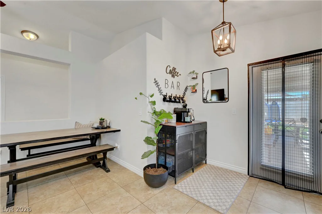 8840 Ackerman, Las Vegas, NV 89143