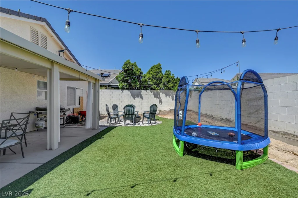 8840 Ackerman, Las Vegas, NV 89143