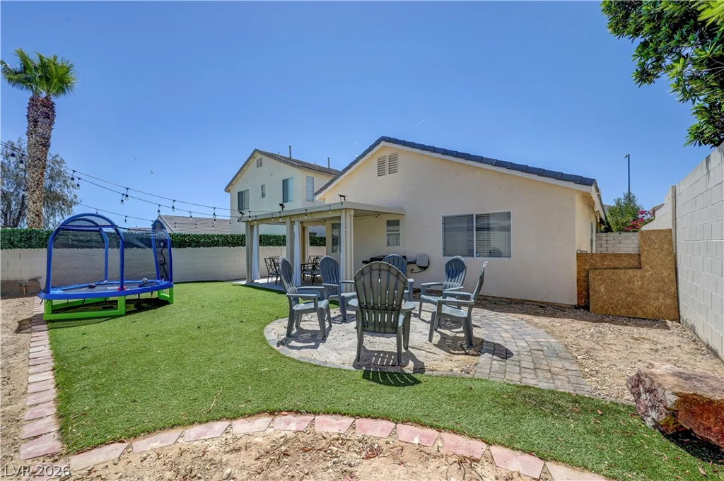 8840 Ackerman, Las Vegas, NV 89143