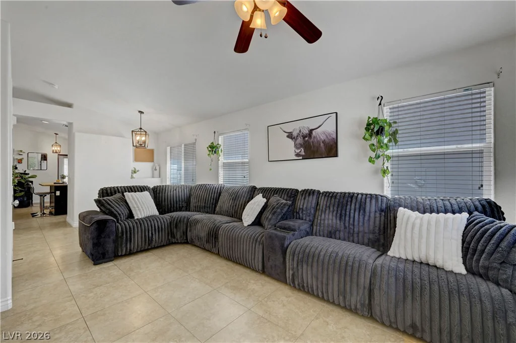 8840 Ackerman, Las Vegas, NV 89143