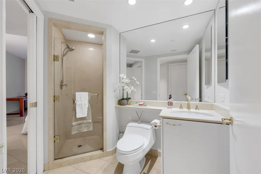 2857 Paradise, Las Vegas, NV 89109