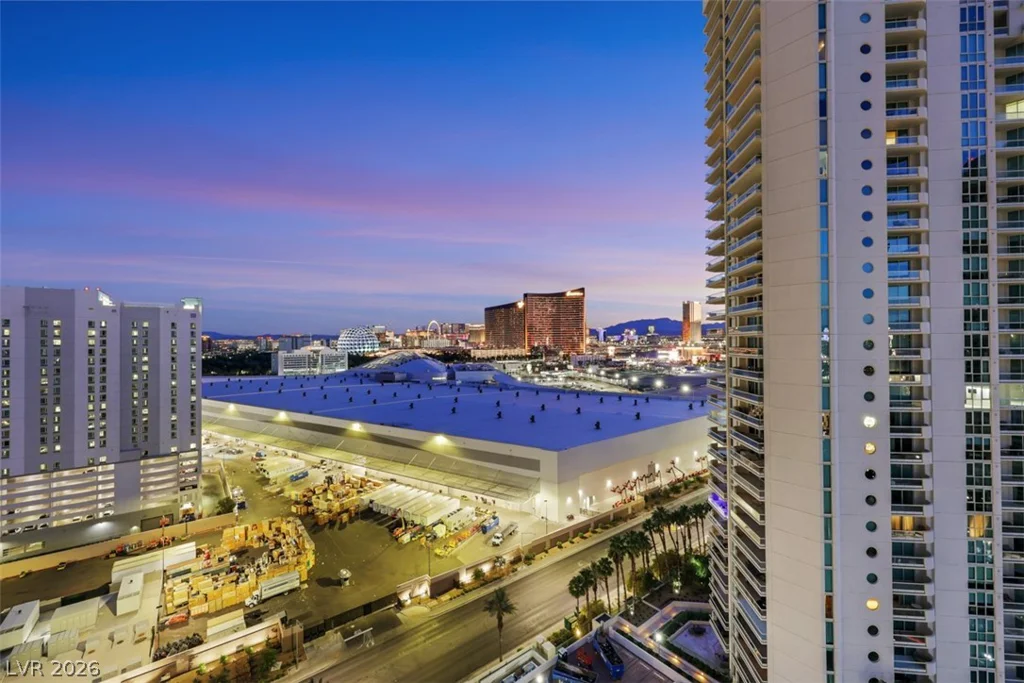 2857 Paradise, Las Vegas, NV 89109