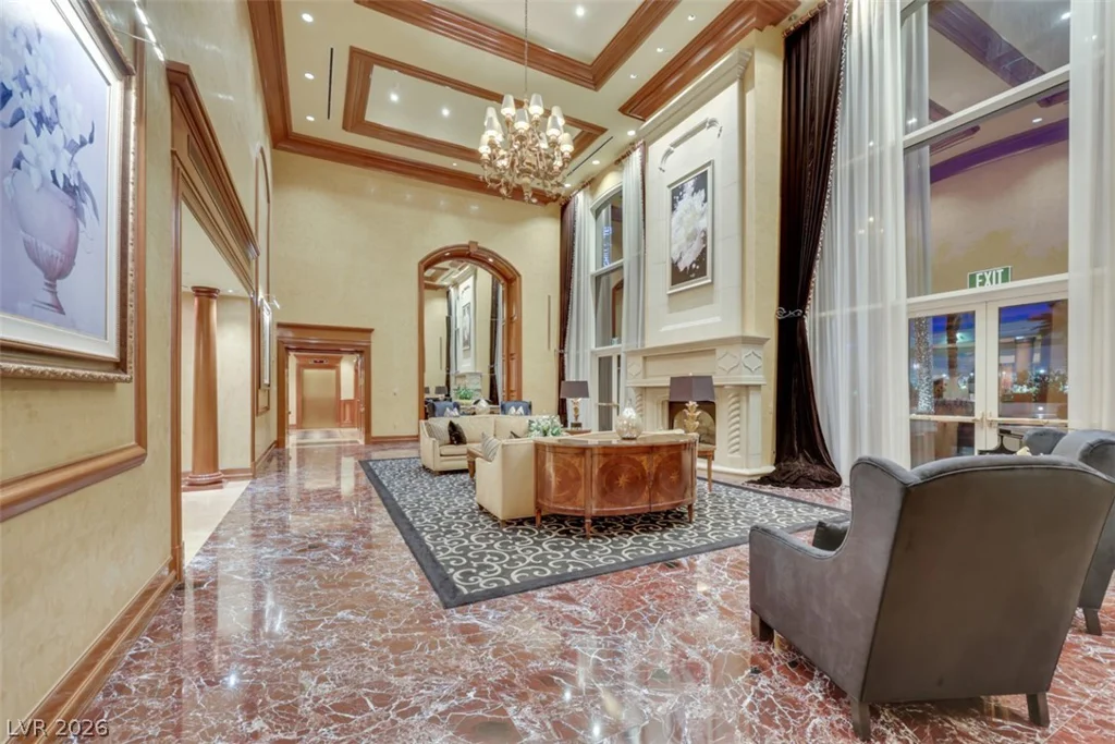 2857 Paradise, Las Vegas, NV 89109