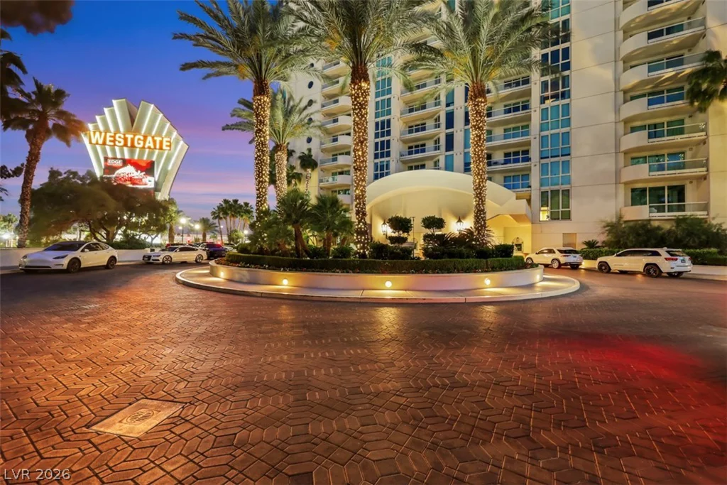 2857 Paradise, Las Vegas, NV 89109