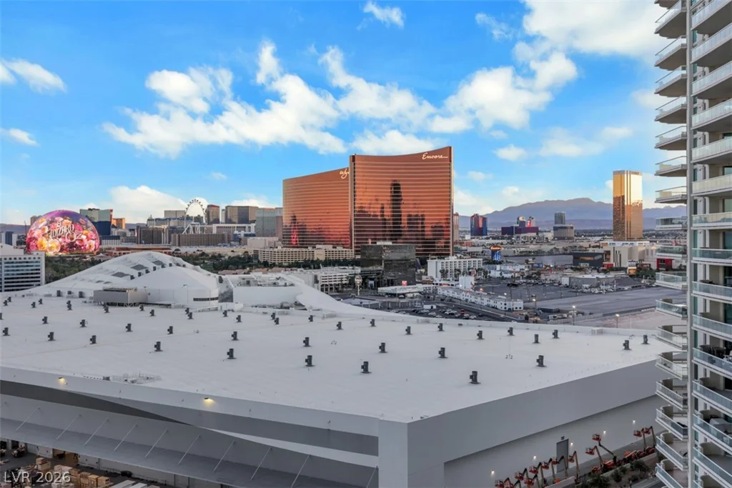 2857 Paradise, Las Vegas, NV 89109