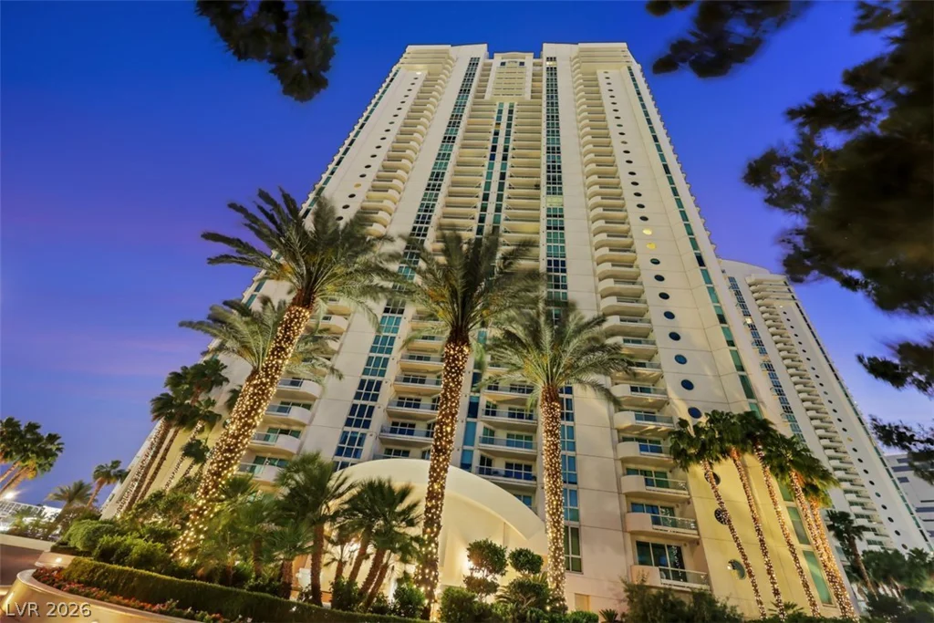 2857 Paradise, Las Vegas, NV 89109