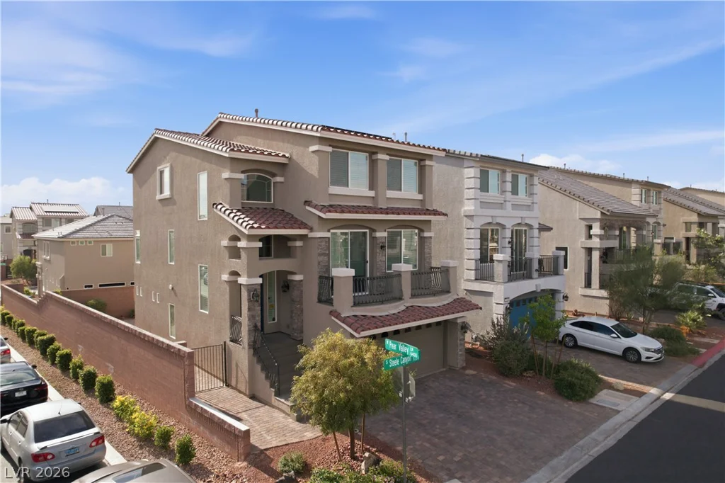 7008 Steele Canyon, Las Vegas, NV 89118