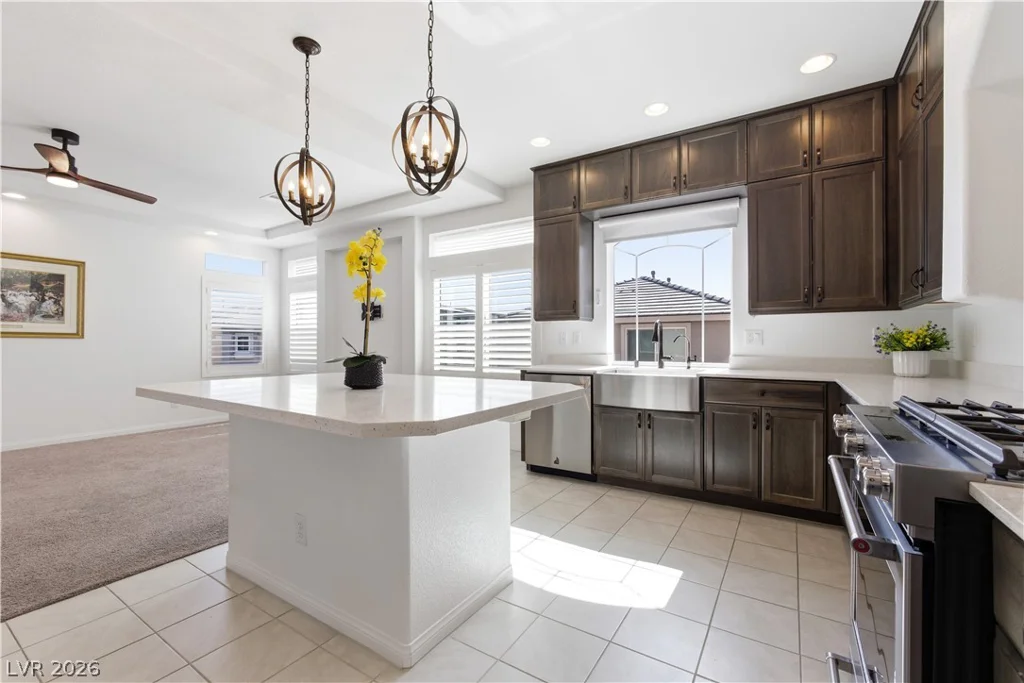 7008 Steele Canyon, Las Vegas, NV 89118