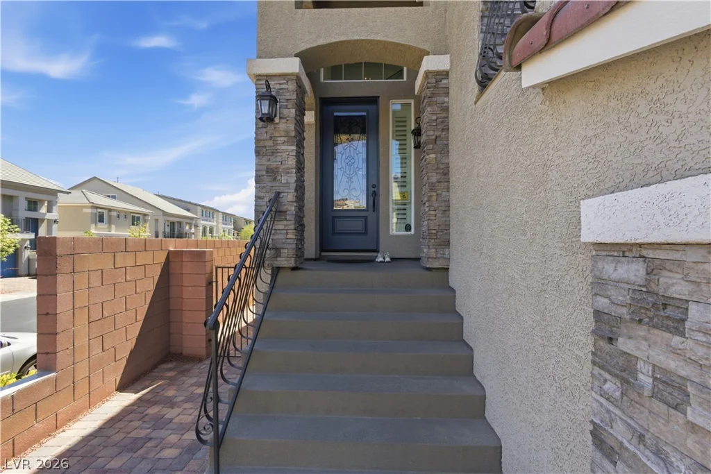 7008 Steele Canyon, Las Vegas, NV 89118