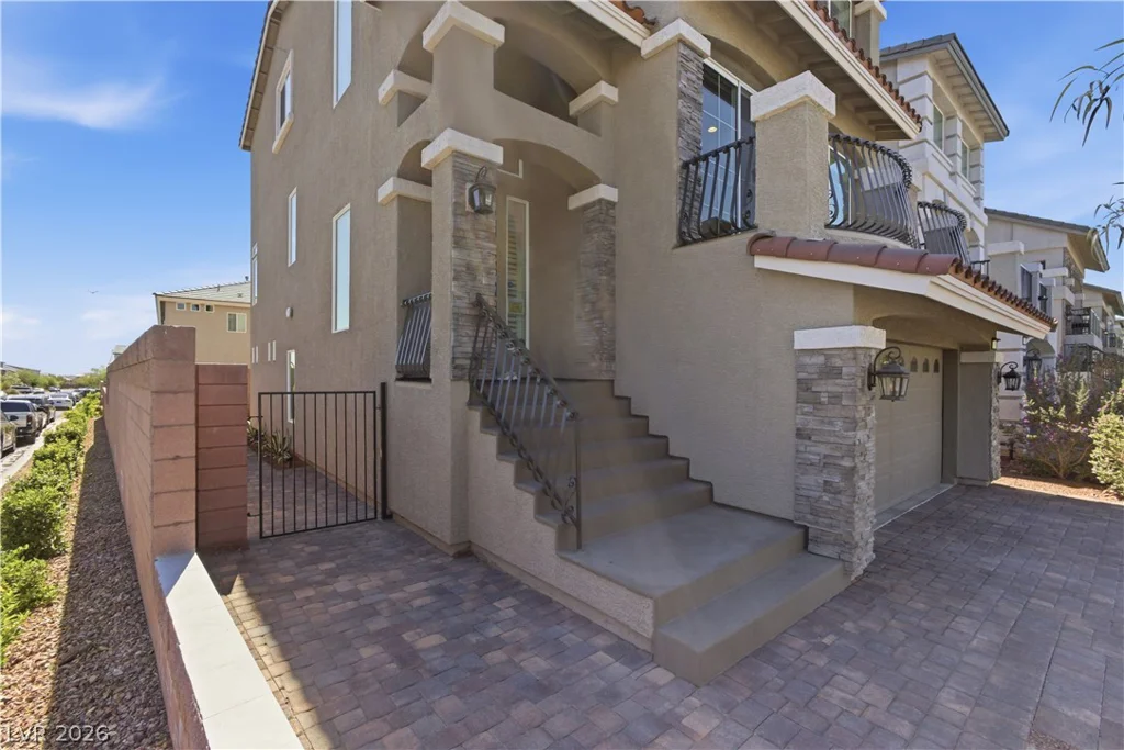 7008 Steele Canyon, Las Vegas, NV 89118