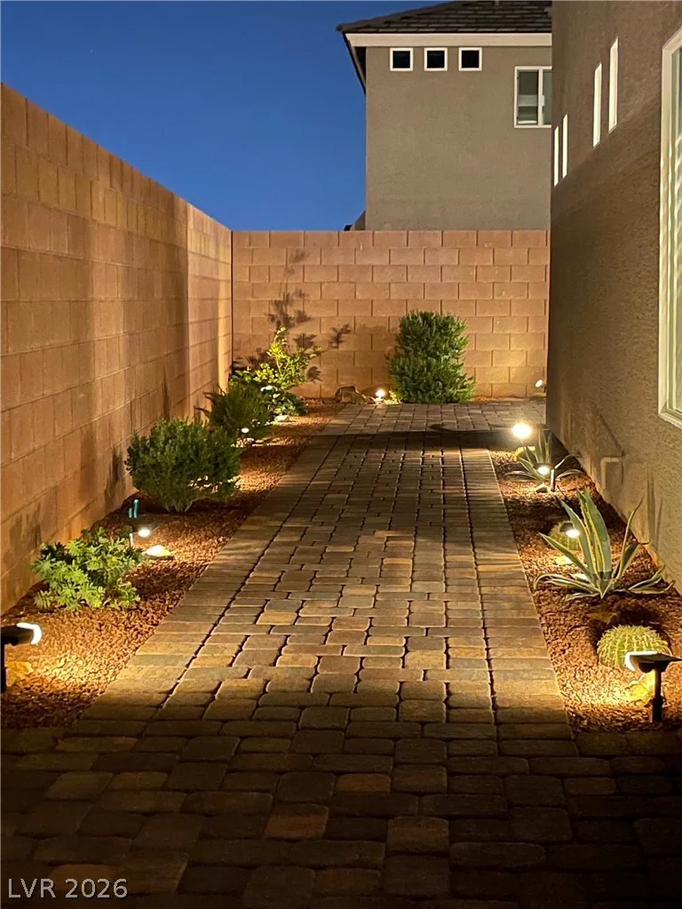 7008 Steele Canyon, Las Vegas, NV 89118