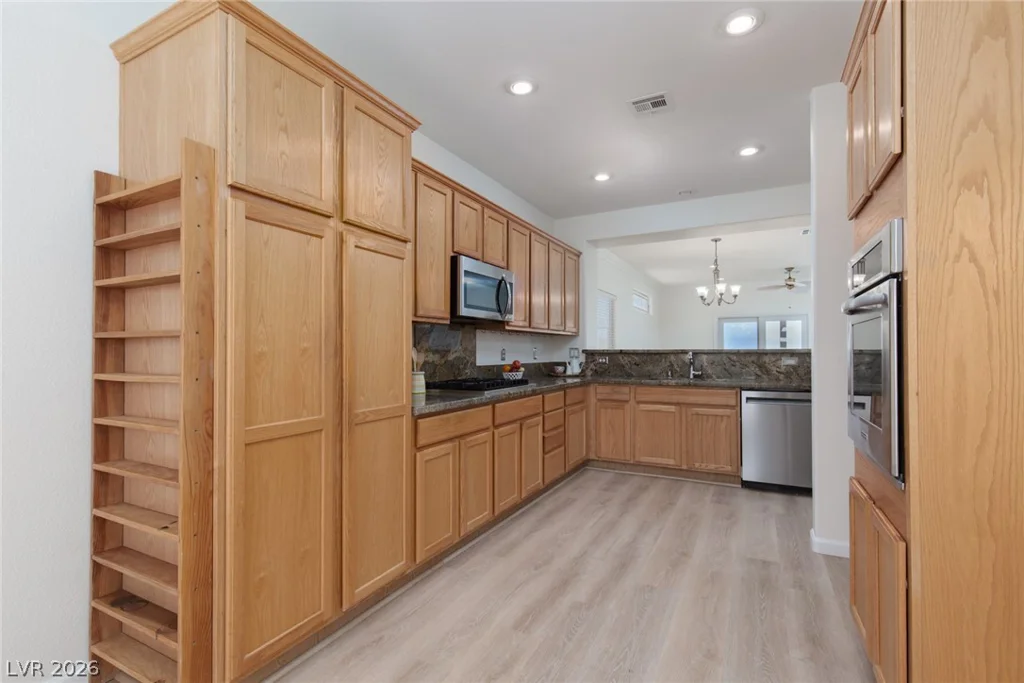 1814 Tiger Creek, Henderson, NV 89012