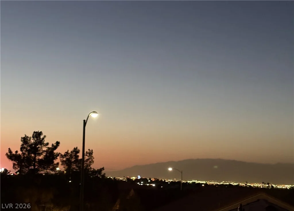 1814 Tiger Creek, Henderson, NV 89012