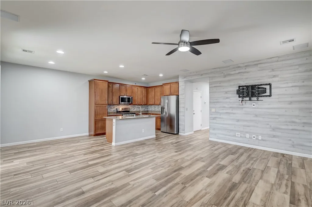 10365 Ironwood Pass, Las Vegas, NV 89166