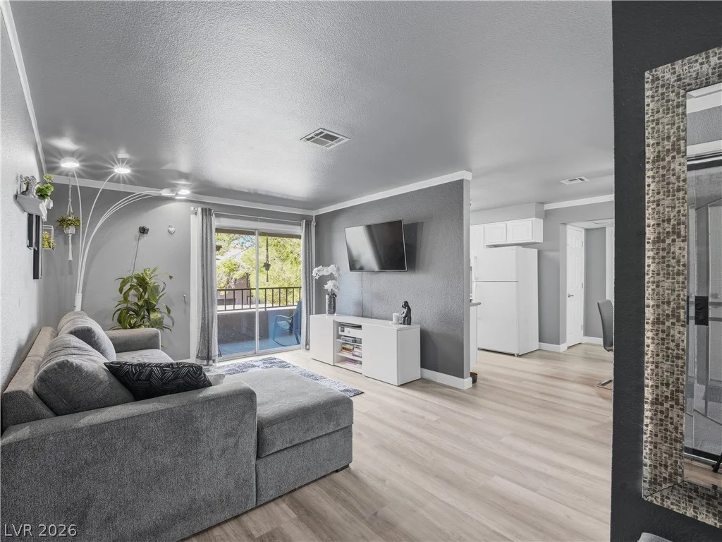 2606 Durango, Las Vegas, NV 89117