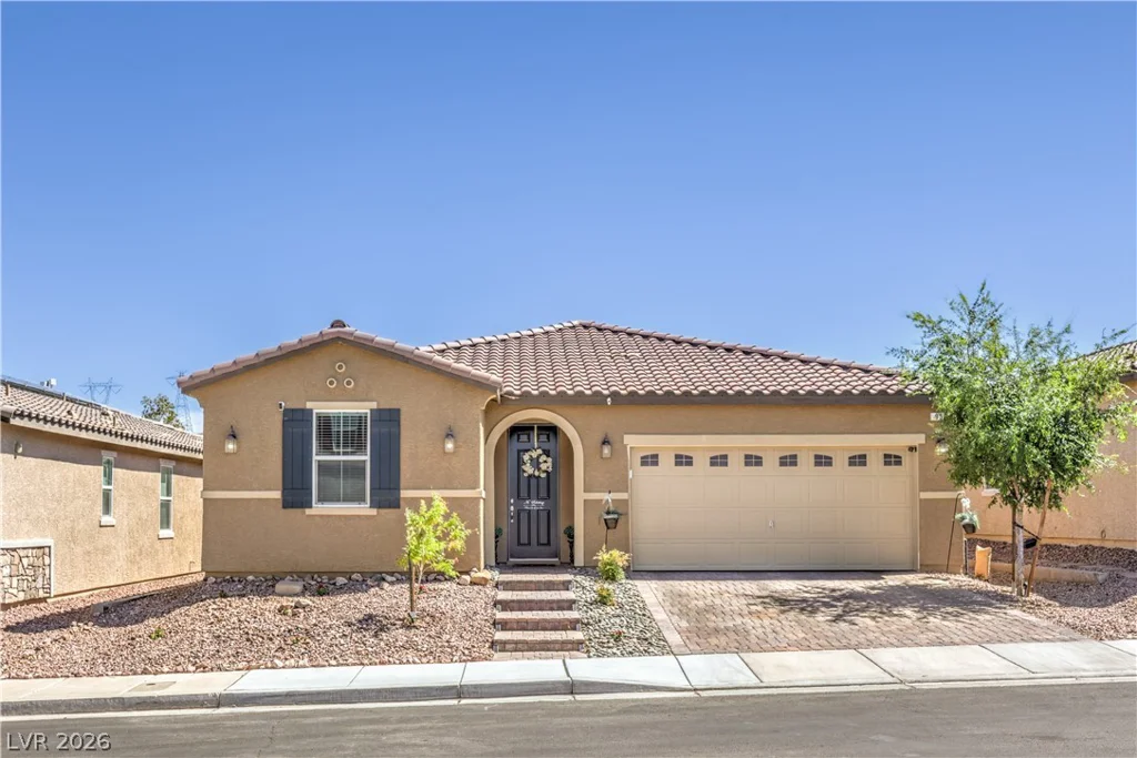 957 Soaring Moon, Henderson, NV 89015