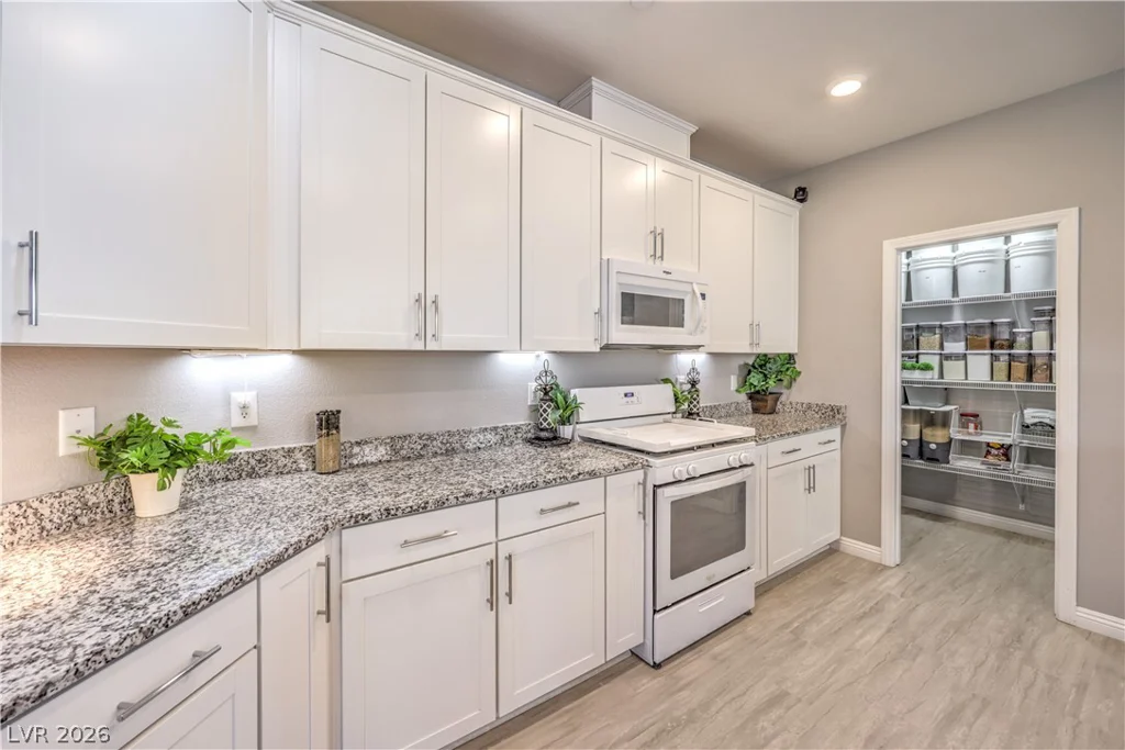 957 Soaring Moon, Henderson, NV 89015