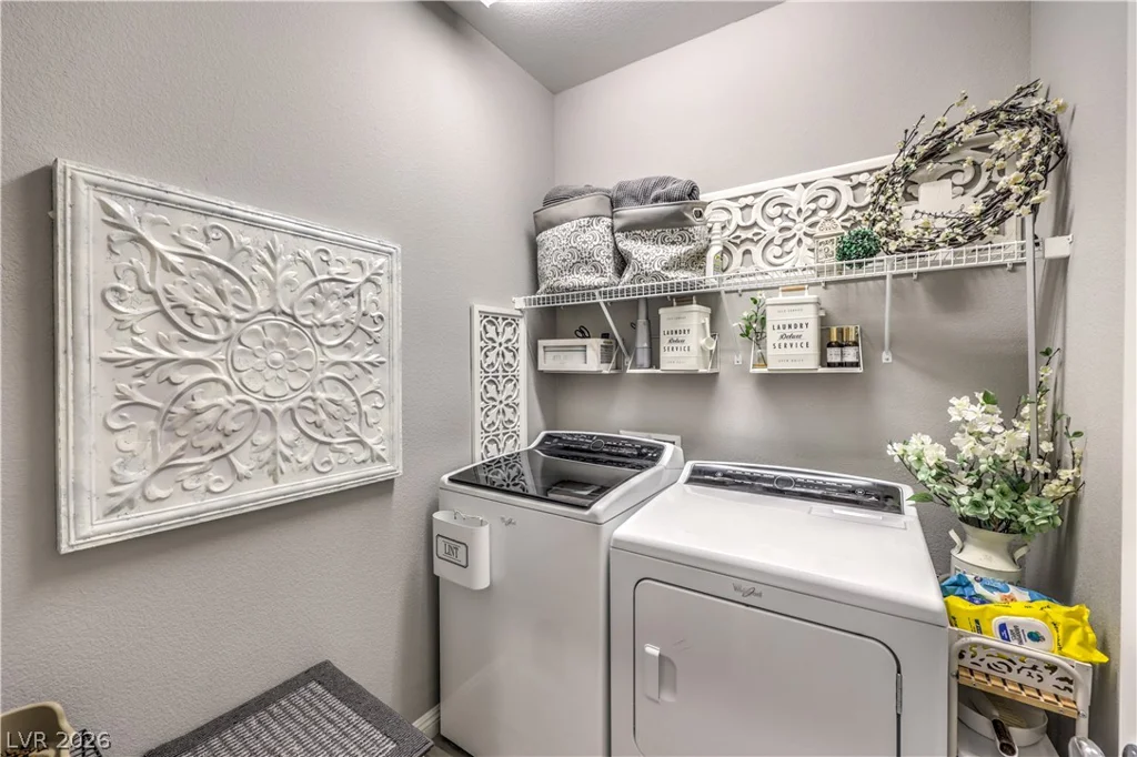 957 Soaring Moon, Henderson, NV 89015