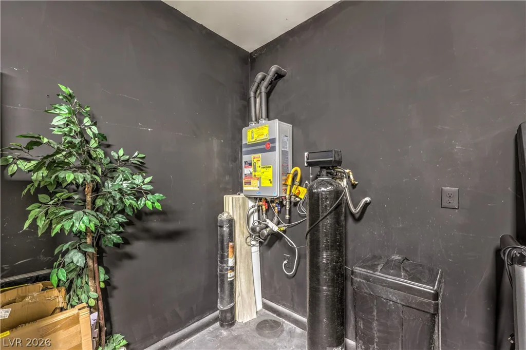 957 Soaring Moon, Henderson, NV 89015