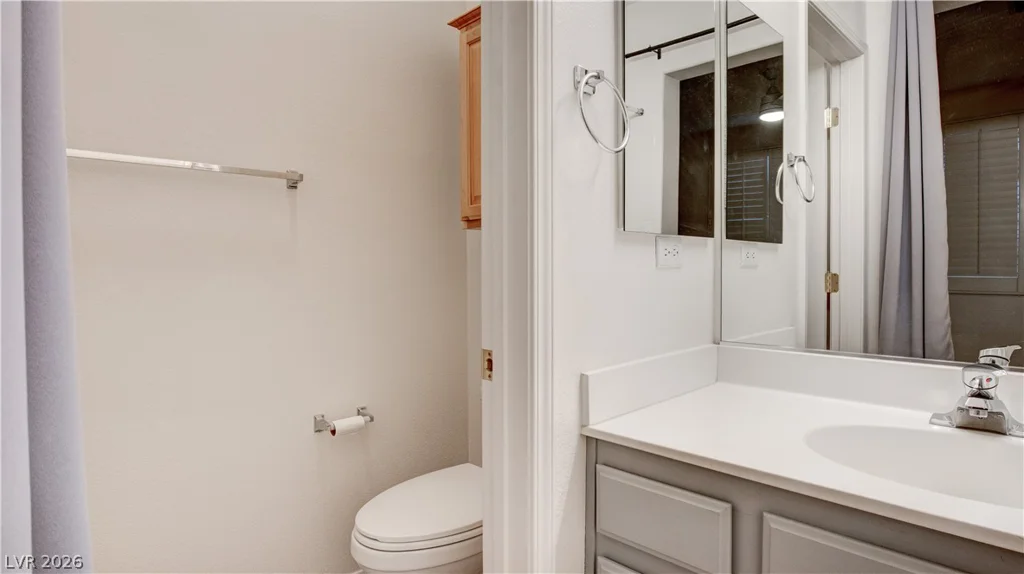 10180 Delray Beach, Las Vegas, NV 89129