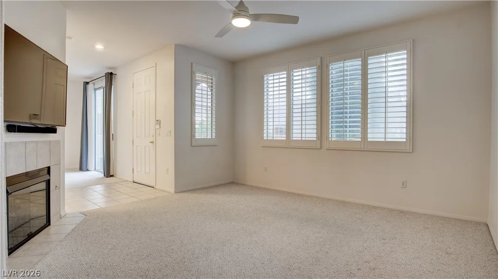10180 Delray Beach, Las Vegas, NV 89129