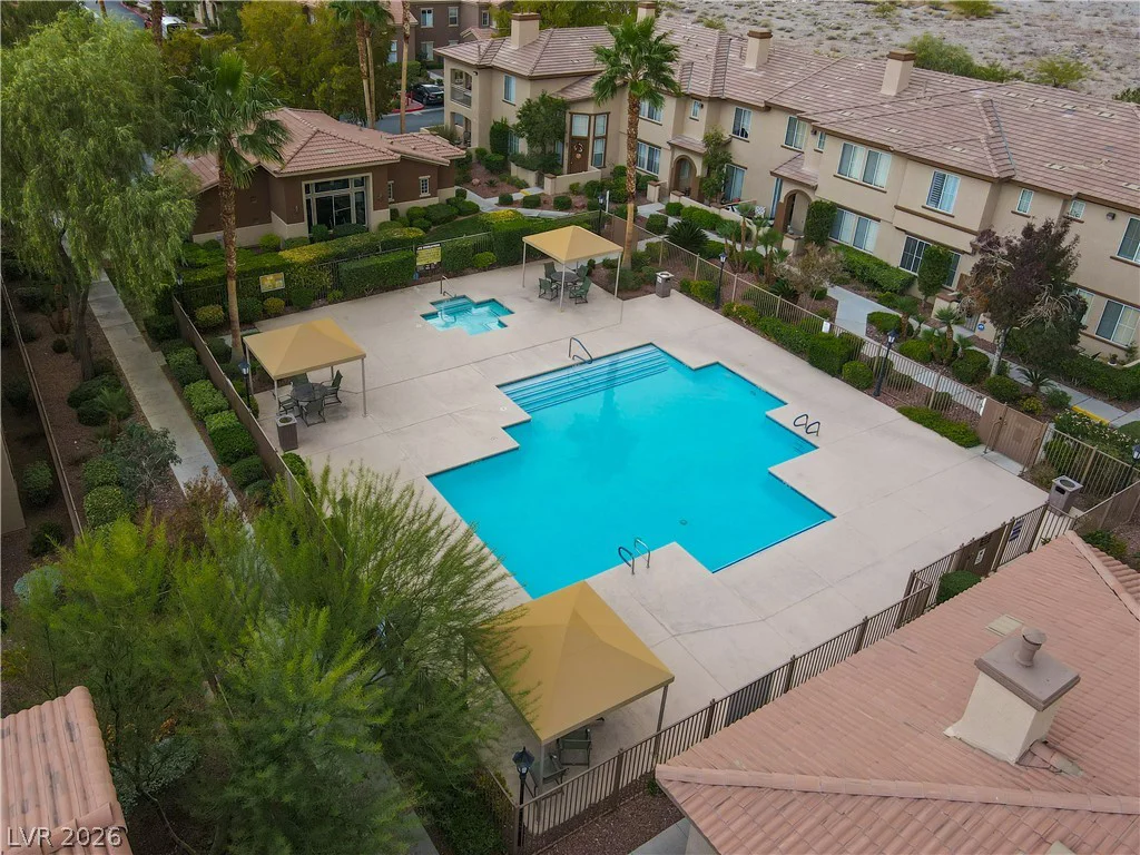 10180 Delray Beach, Las Vegas, NV 89129