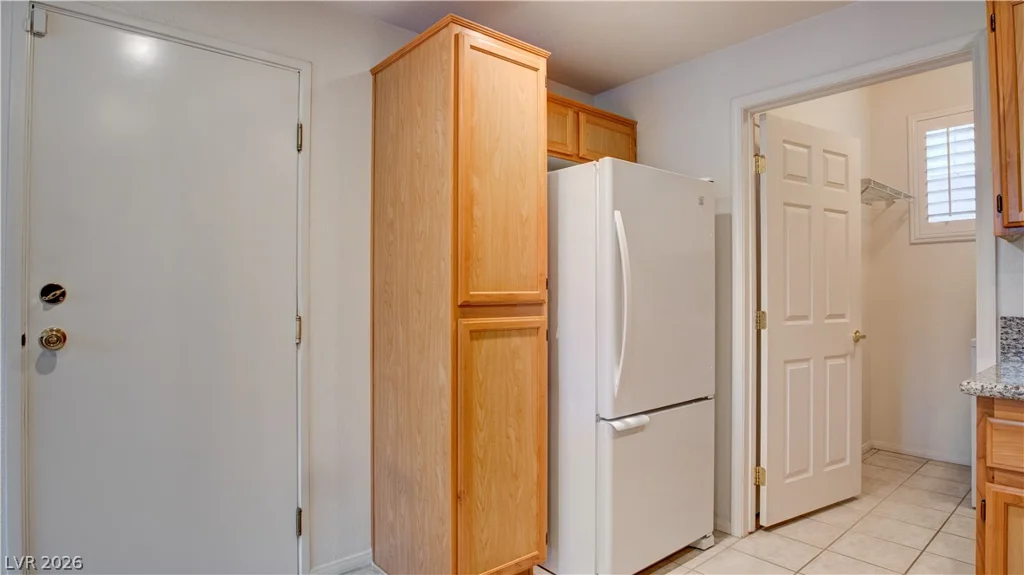 10180 Delray Beach, Las Vegas, NV 89129