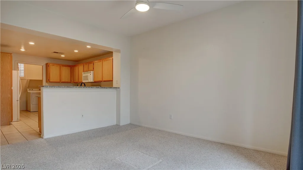 10180 Delray Beach, Las Vegas, NV 89129