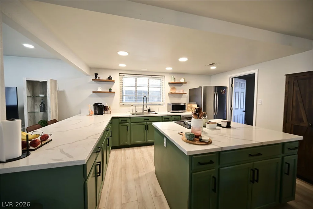 2016 Oakey, Las Vegas, NV 89104