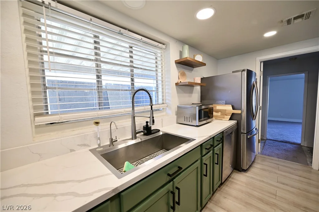 2016 Oakey, Las Vegas, NV 89104