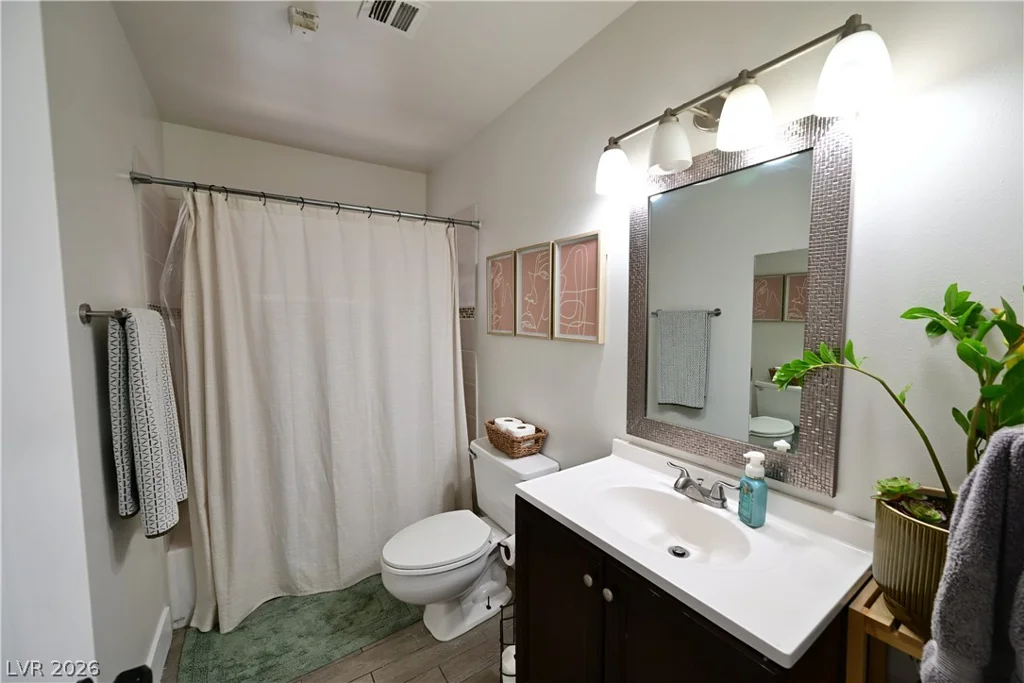 2016 Oakey, Las Vegas, NV 89104