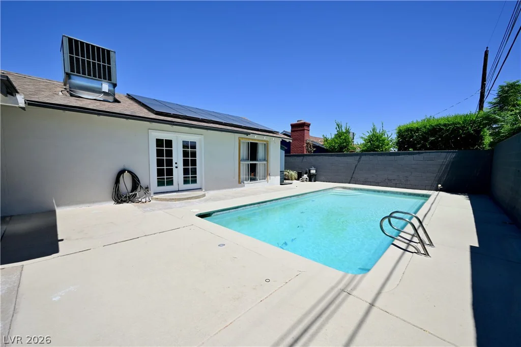 2016 Oakey, Las Vegas, NV 89104