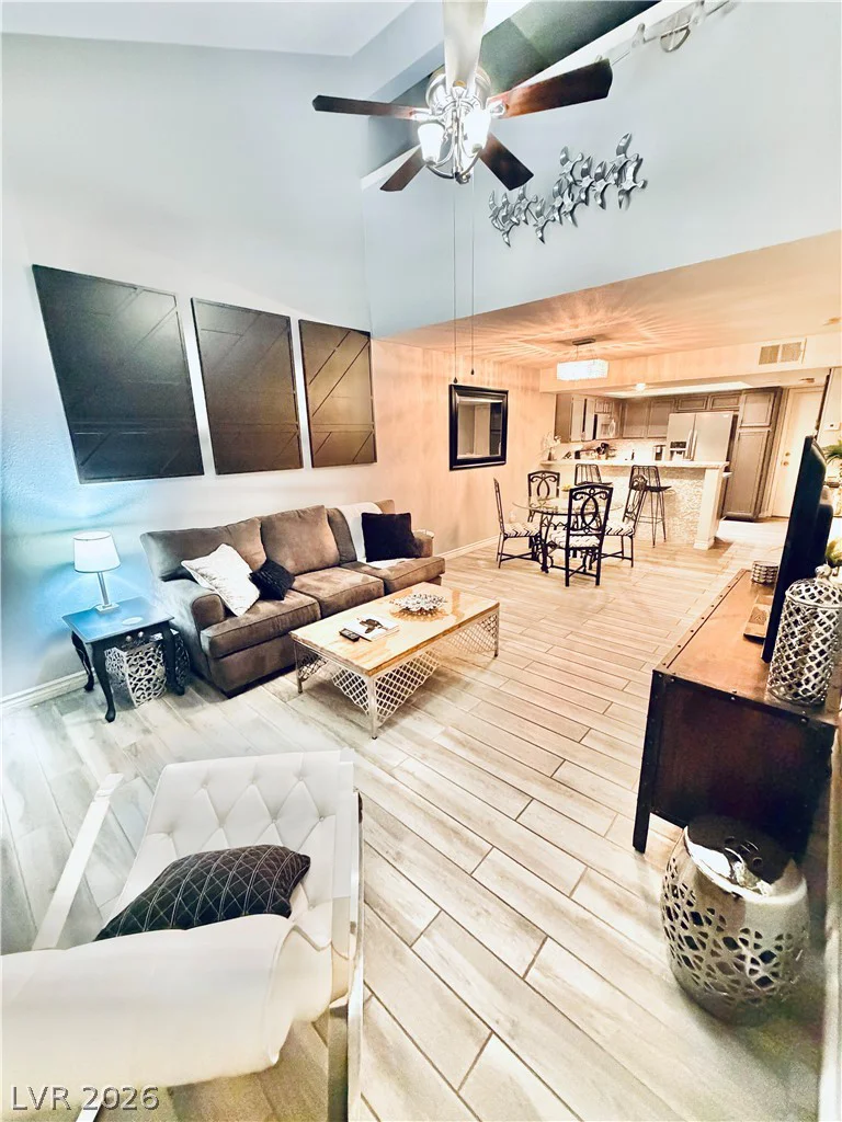 2700 LODESTONE, Las Vegas, NV 89117
