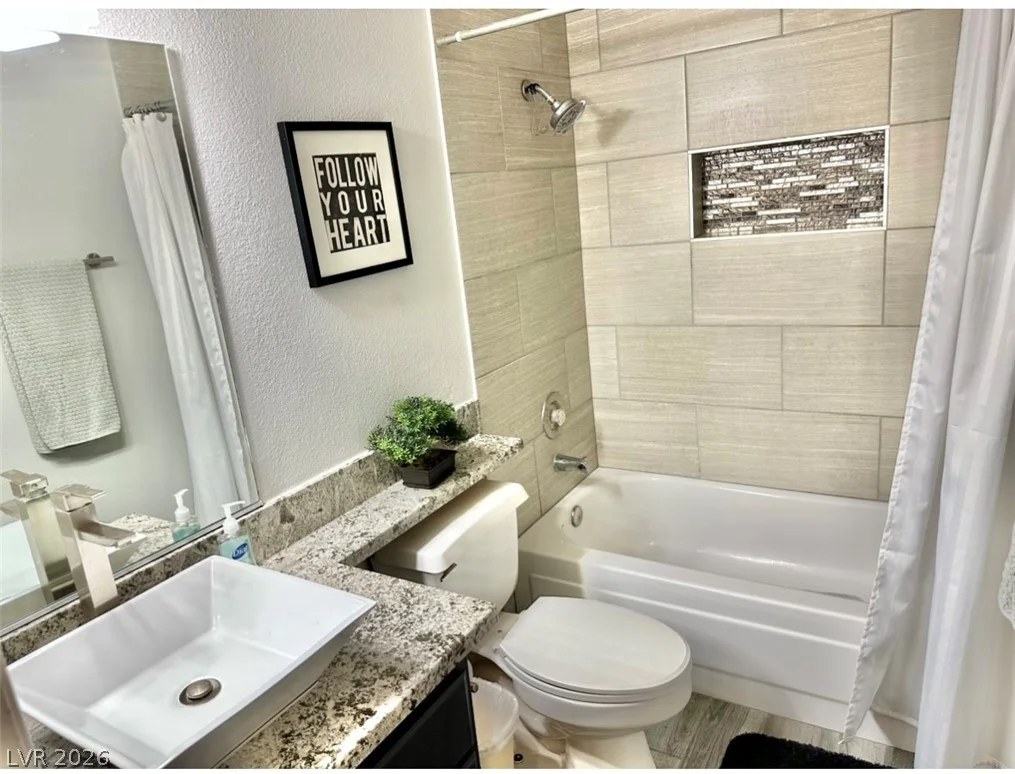 2700 LODESTONE, Las Vegas, NV 89117