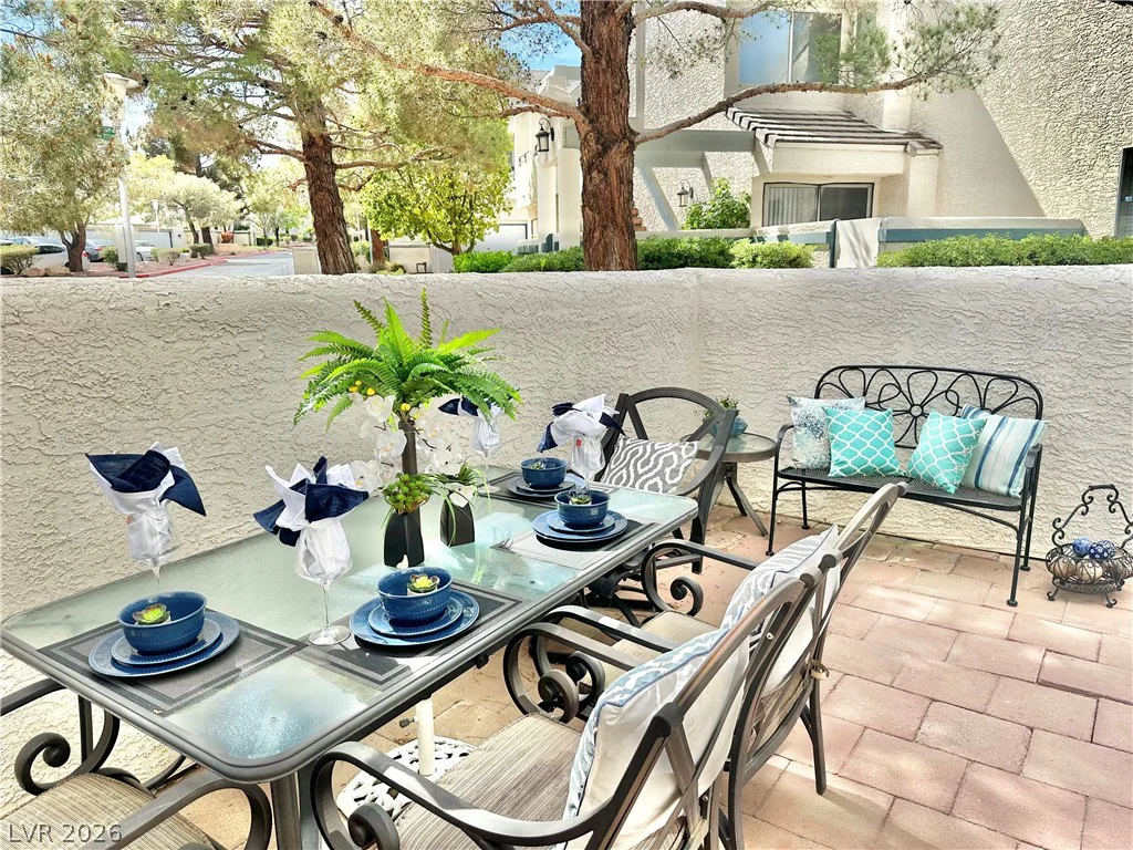 2700 LODESTONE, Las Vegas, NV 89117