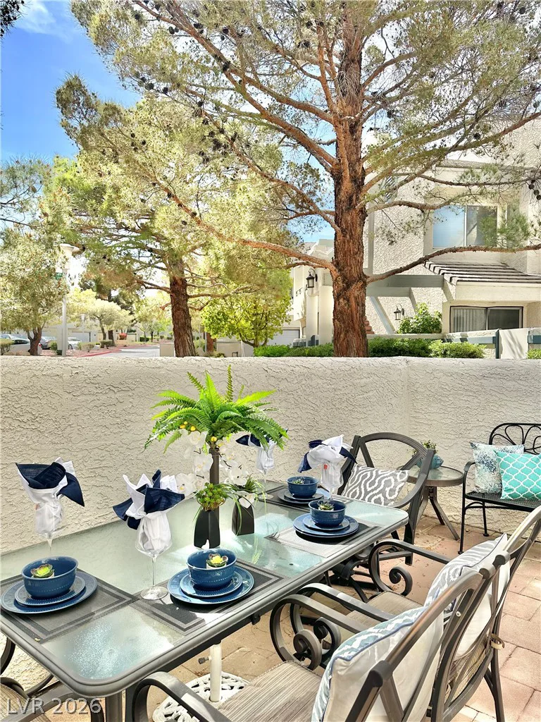 2700 LODESTONE, Las Vegas, NV 89117