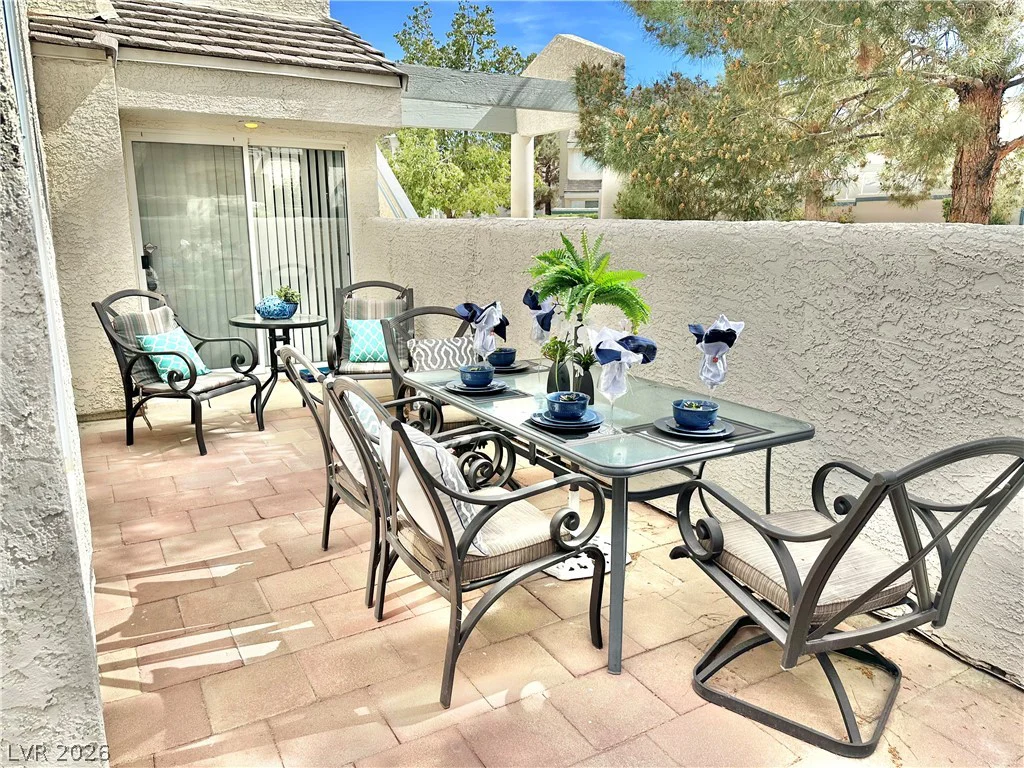2700 LODESTONE, Las Vegas, NV 89117