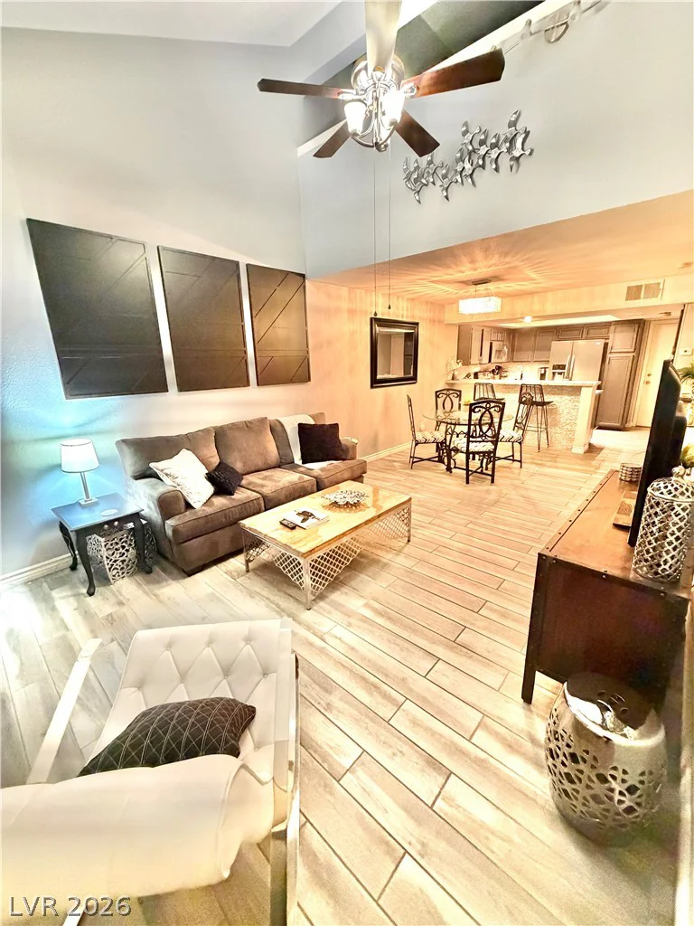 2700 LODESTONE, Las Vegas, NV 89117