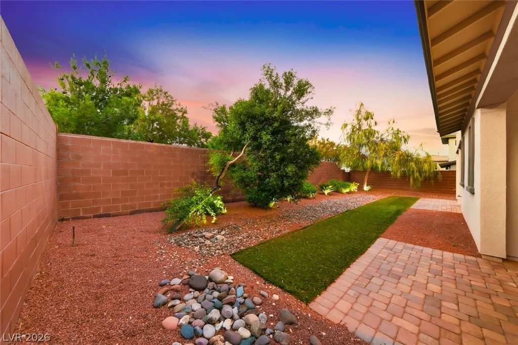 10314 Apache Blue, Las Vegas, NV 89135