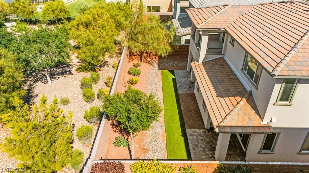 10314 Apache Blue, Las Vegas, NV 89135