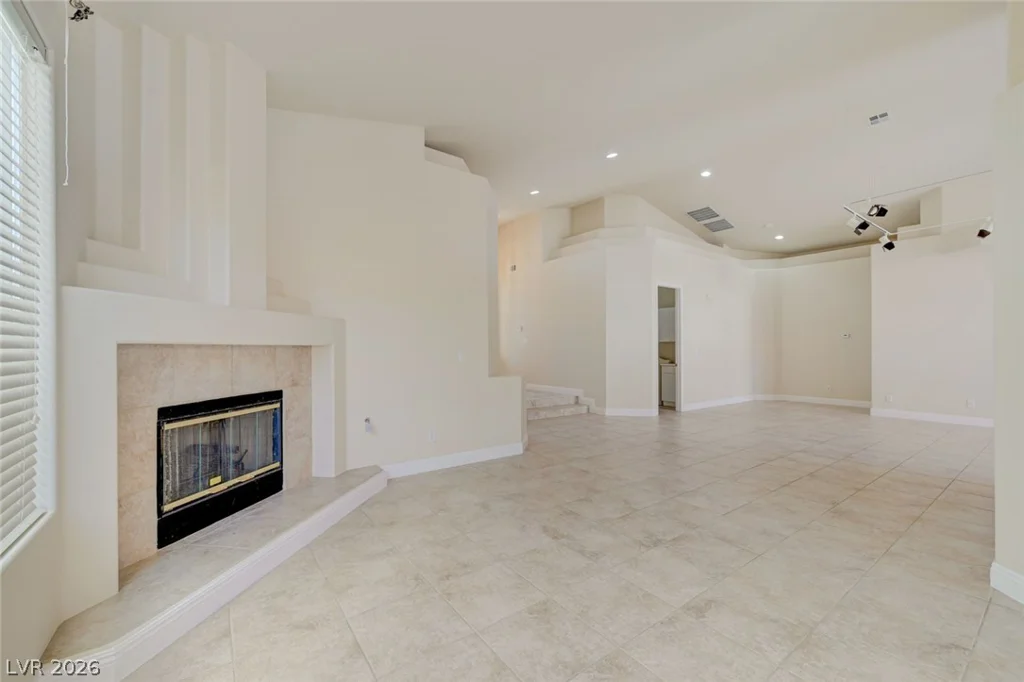 8764 Stockholm, Las Vegas, NV 89147