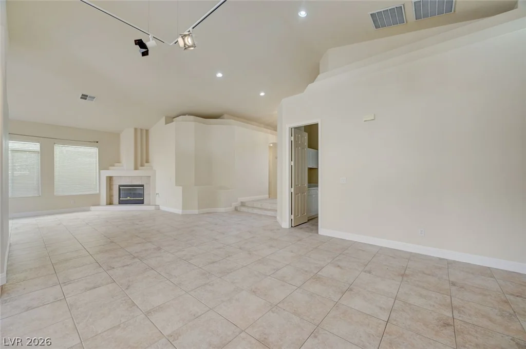 8764 Stockholm, Las Vegas, NV 89147