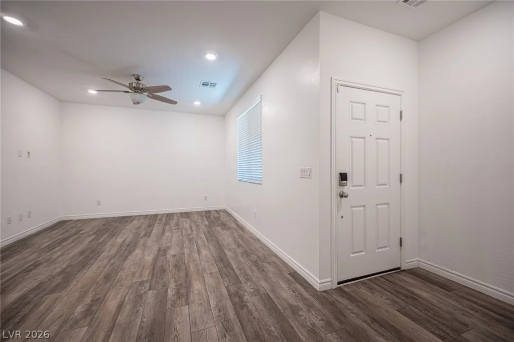 10142 Fire Skye, Las Vegas, NV 89166